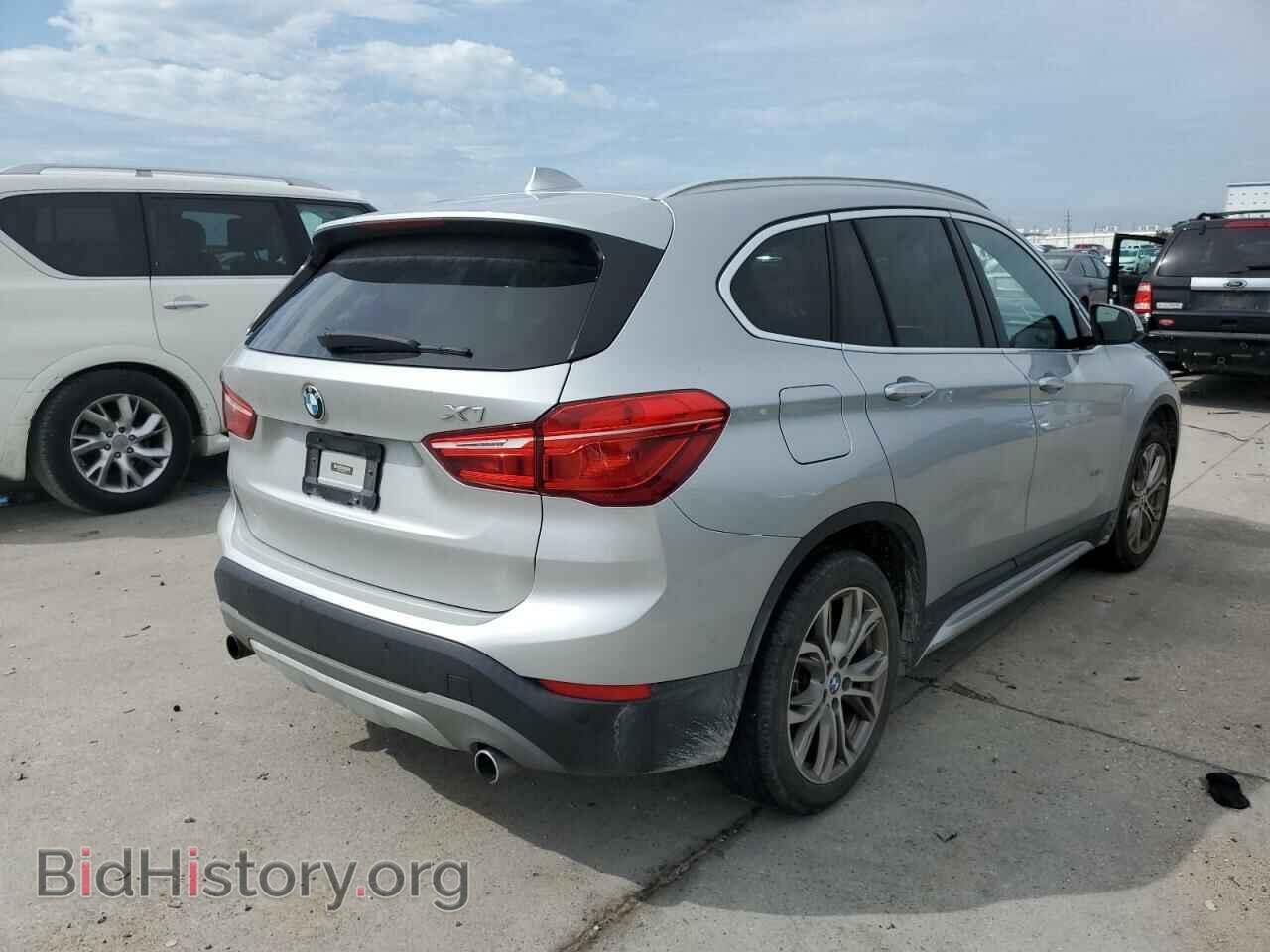 2017 BMW X1 - VIN: WBXHT3C3XH5F77074 - Фото 4