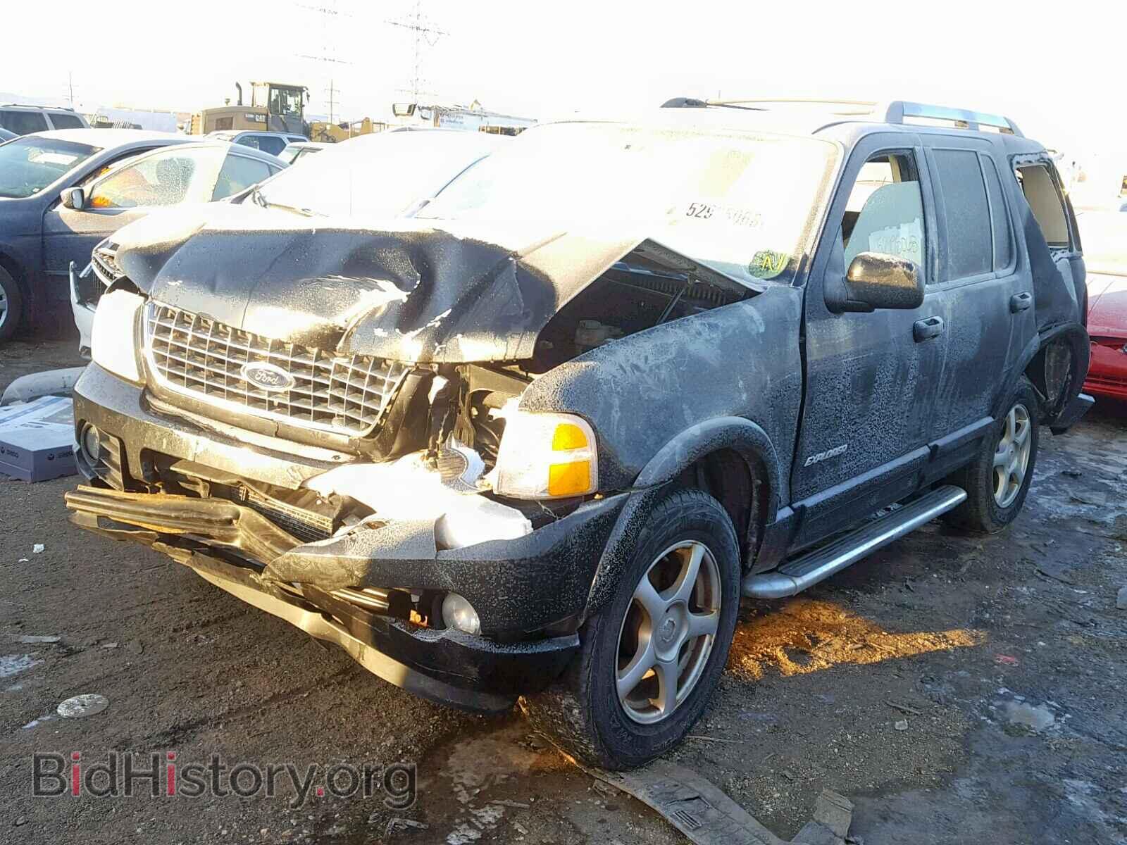 2005 FORD EXPLORER L - VIN: 1FMDU75WX5UA72217 - Фото 2