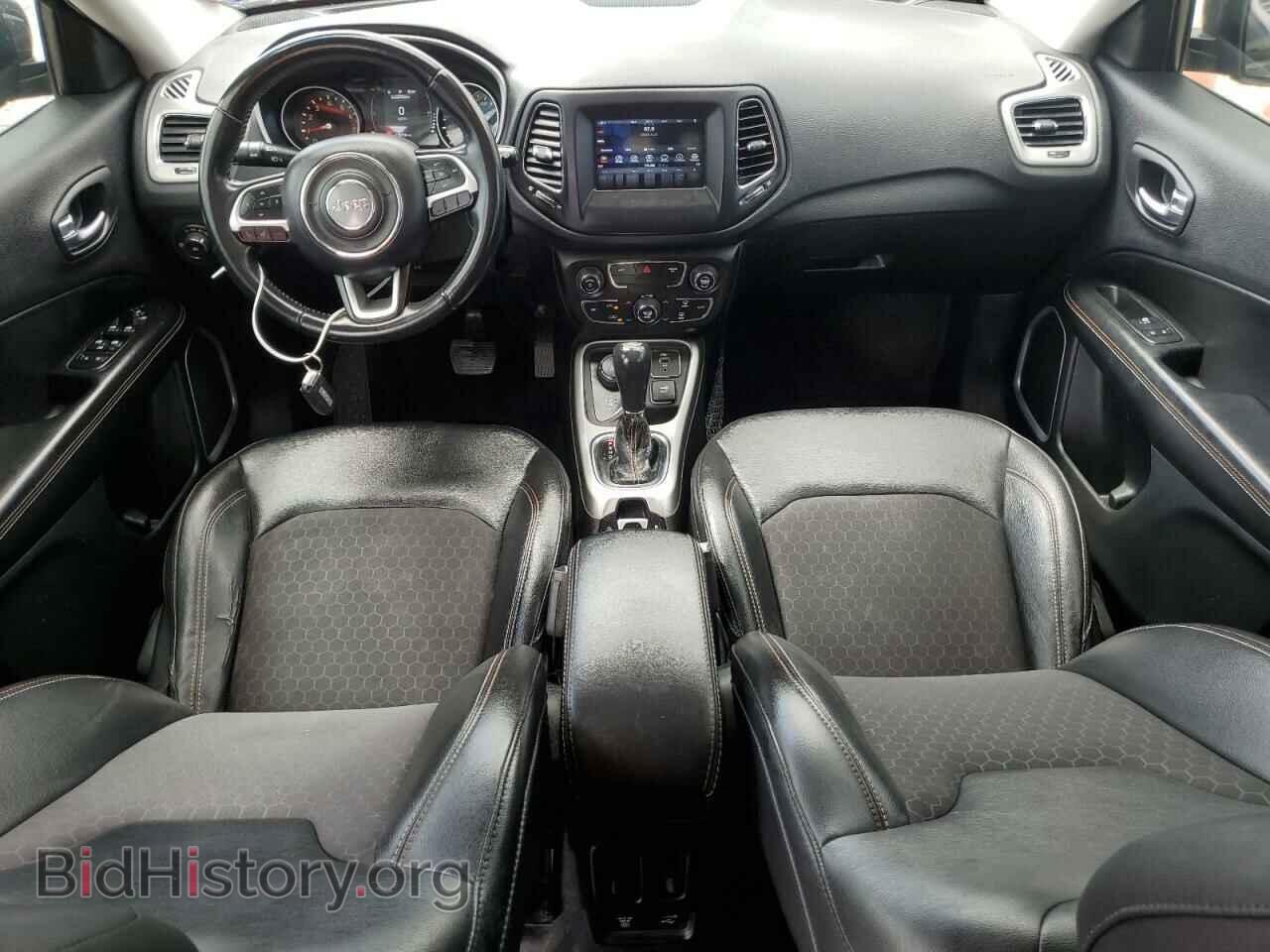 2019 JEEP COMPASS - VIN: 3C4NJDBB2KT704117 - Фото 8
