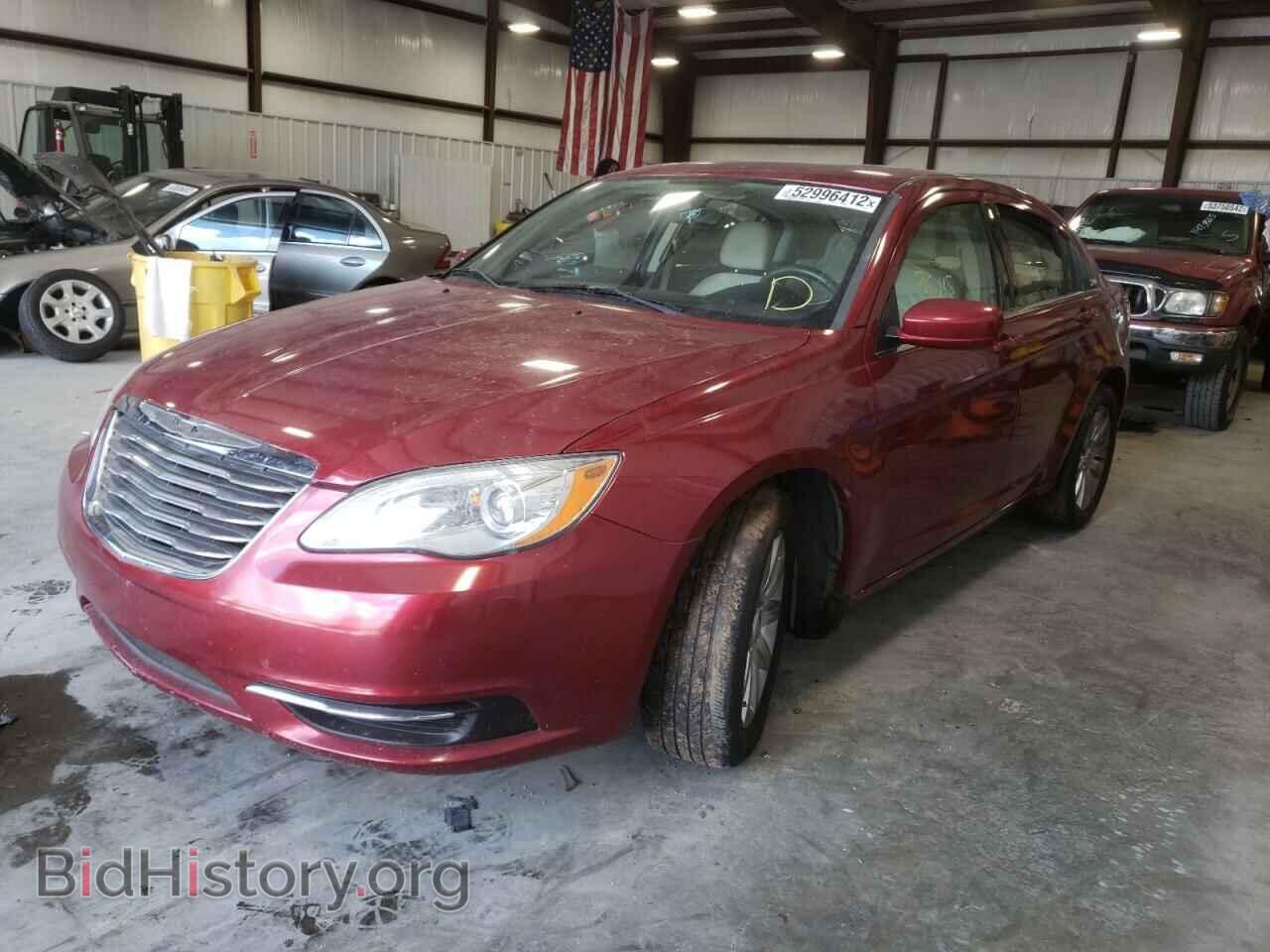 2012 CHRYSLER 200 - VIN: 1C3CCBBB3CN331245 - Фото 2