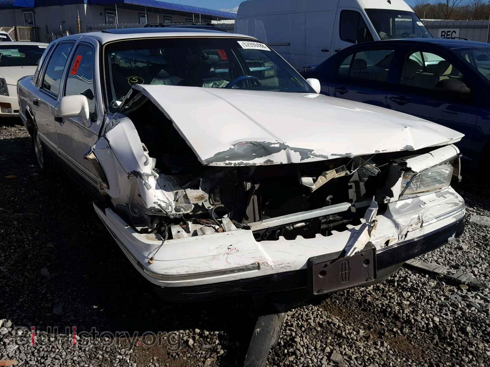 Photo 1LNLM82W4TY642000 - LINCOLN TOWNCAR 1996