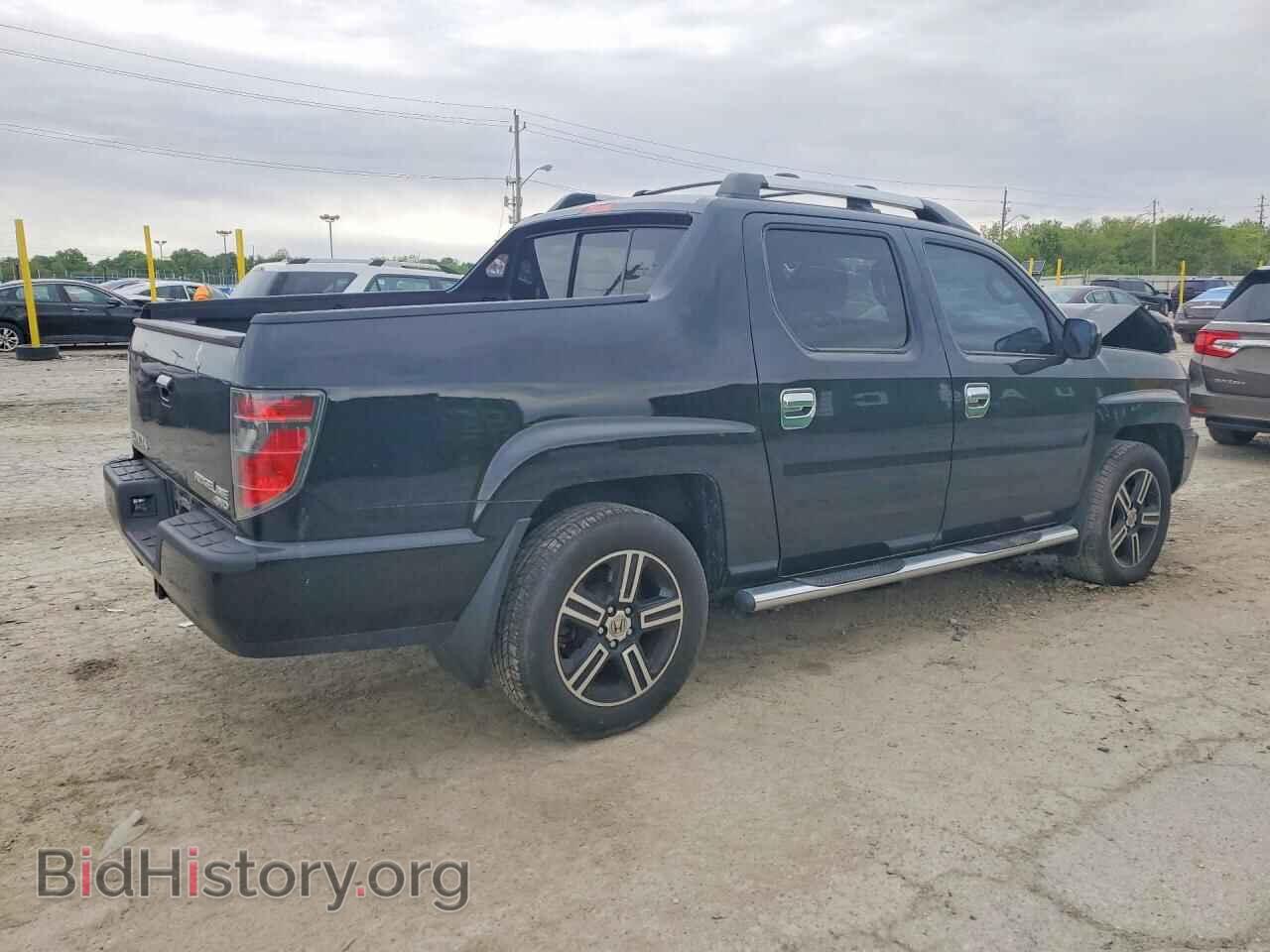 2013 HONDA RIDGELINE - VIN: 5FPYK1F55DB004257 - Фото 3