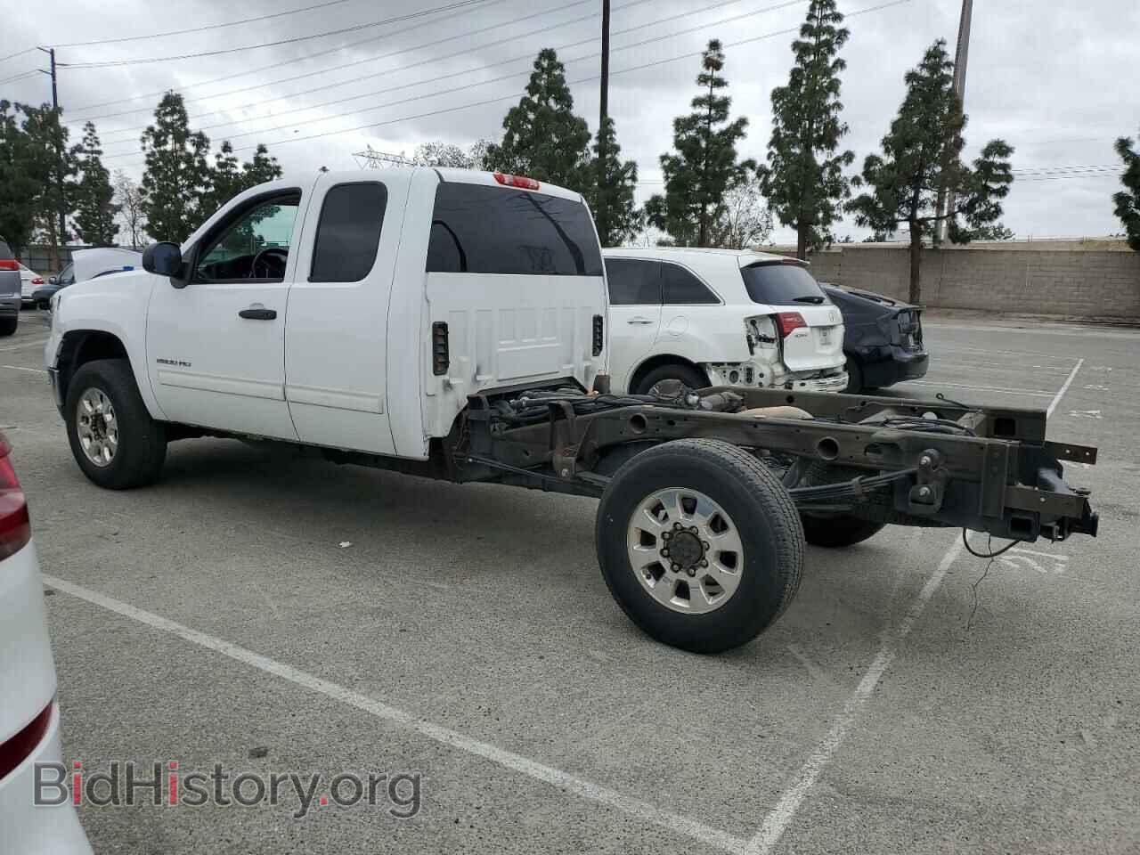 2012 GMC SIERRA - VIN: 1GT210EG2CZ210143 - Фото 2