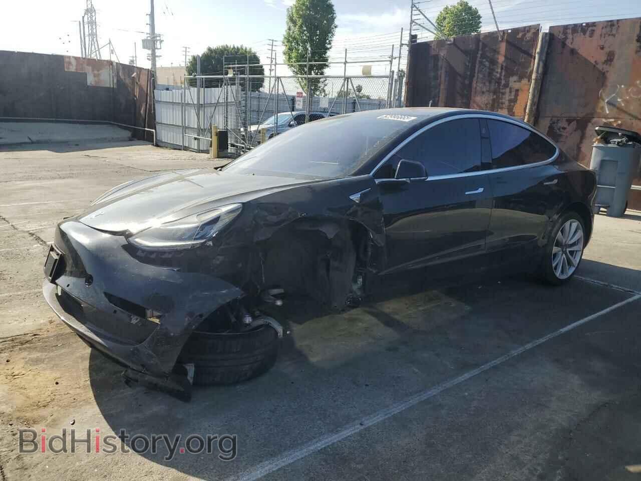 Фотография 5YJ3E1EB7JF071438 - TESLA MODEL 3 2018