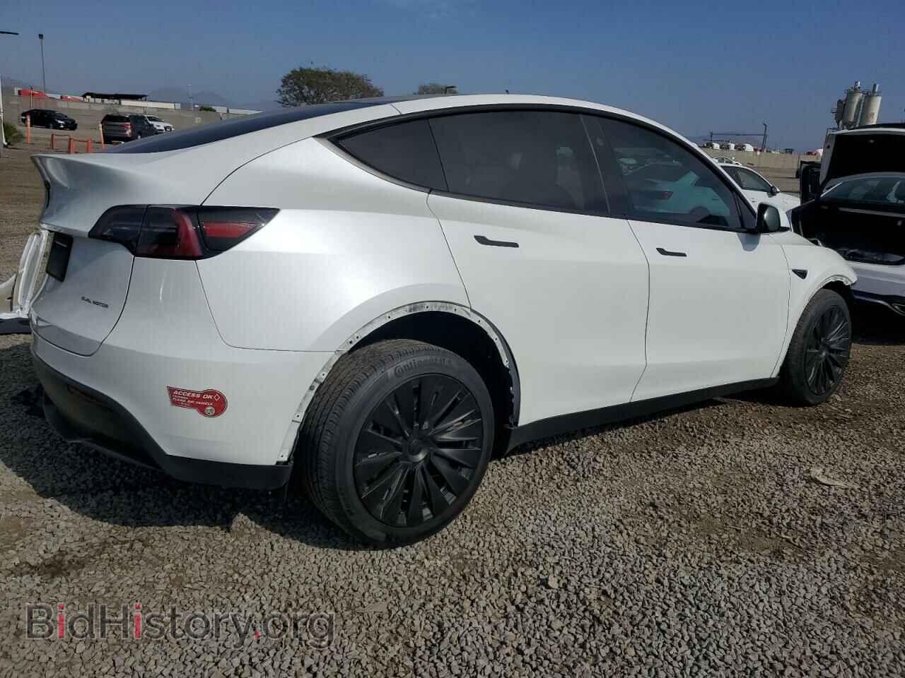 2024 TESLA MODEL Y - VIN: 7SAYGAEE2RF086860 - Фото 3