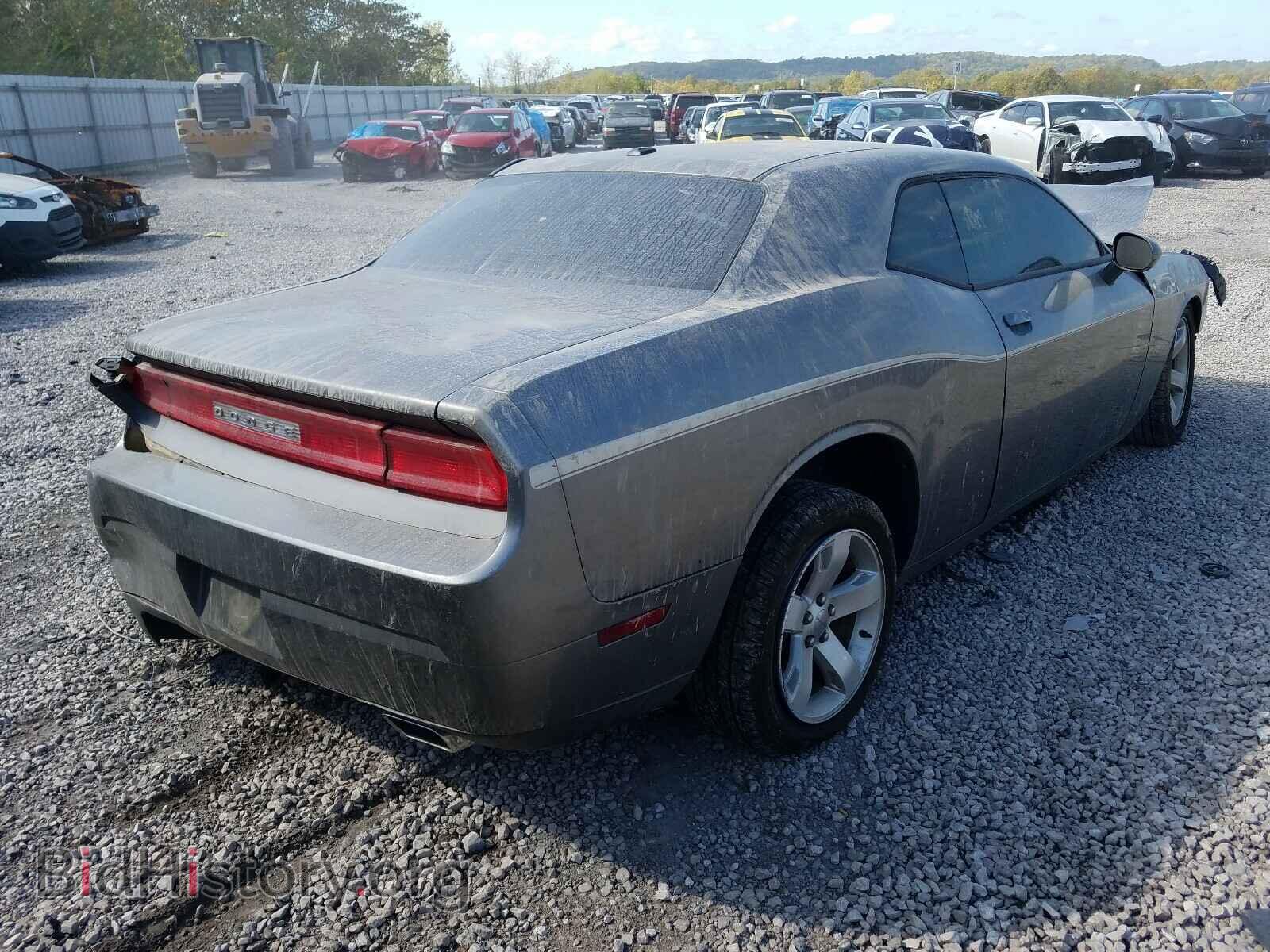 2011 DODGE CHALLENGER - VIN: 2B3CJ4DG3BH596696 - Фото 4
