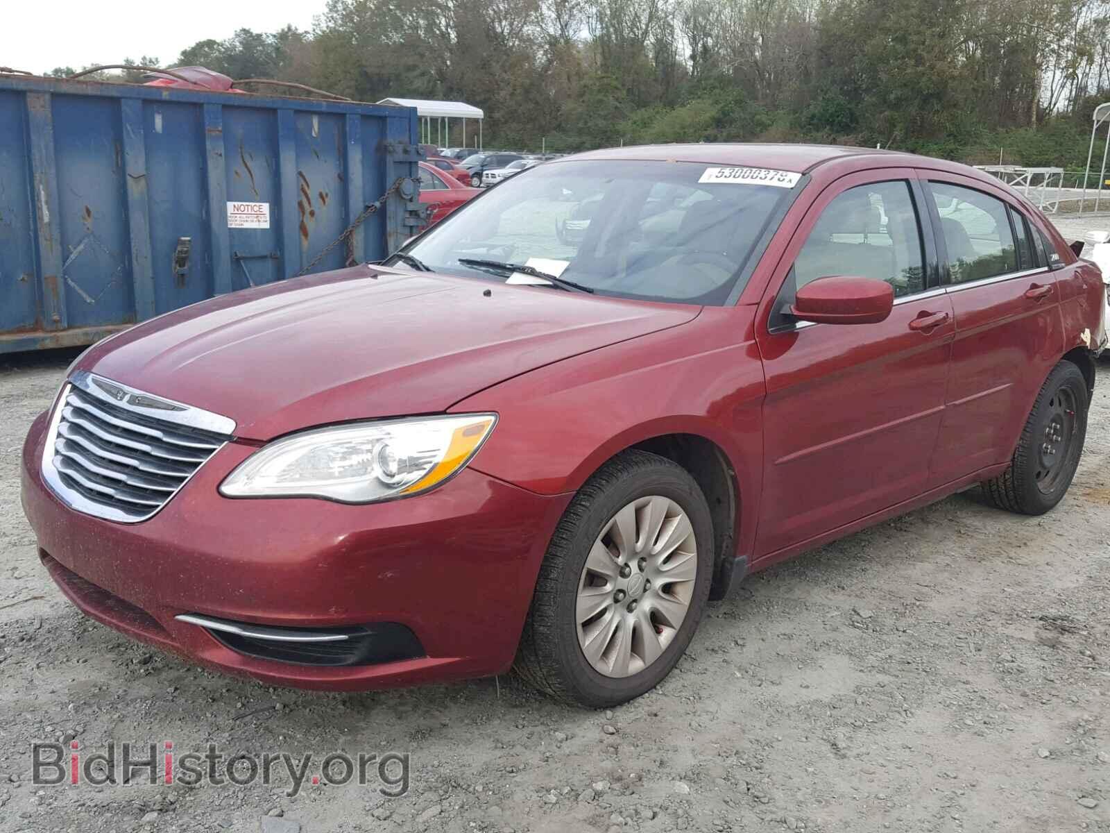 2013 CHRYSLER 200 - VIN: 1C3CCBAB1DN588469 - Фото 2