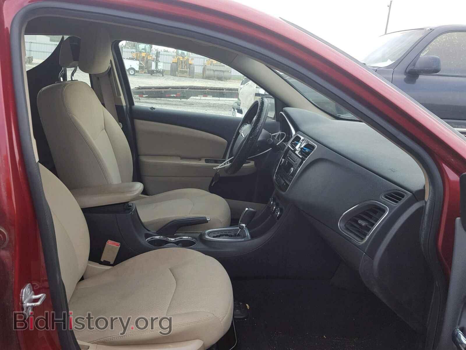2013 CHRYSLER 200 - VIN: 1C3CCBAB1DN588469 - Фото 5