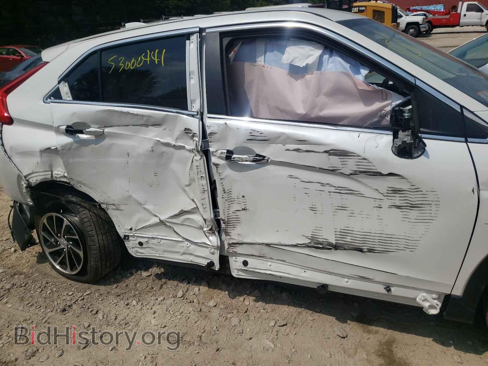 2020 MITSUBISHI ECLIPSE - VIN: JA4AT3AA7LZ034449 - Photo 9