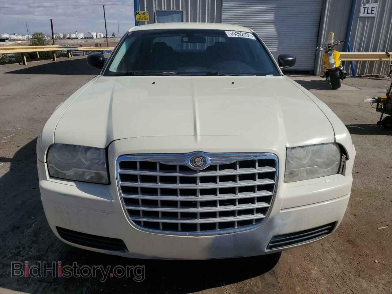 2009 CHRYSLER 300 - VIN: 2C3KA43D49H577686 - Фото 5