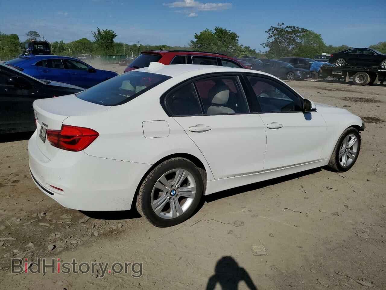 2016 BMW 3 SERIES - VIN: WBA8E9G58GNU28449 - Фото 3