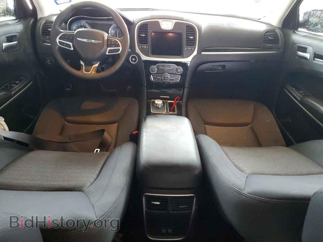 2023 CHRYSLER 300 - VIN: 2C3CCAAG8PH664952 - Фото 8
