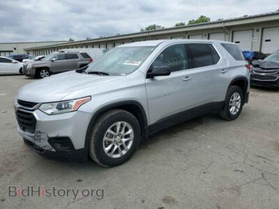 2019 Chevrolet TRAVERSE Traverse L, silver — VIN 1GNERFKW8KJ289309, Copart