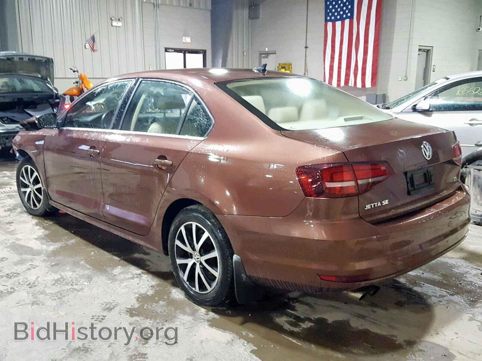 2017 VOLKSWAGEN JETTA - VIN: 3VWDB7AJ4HM323341 - Фото 3
