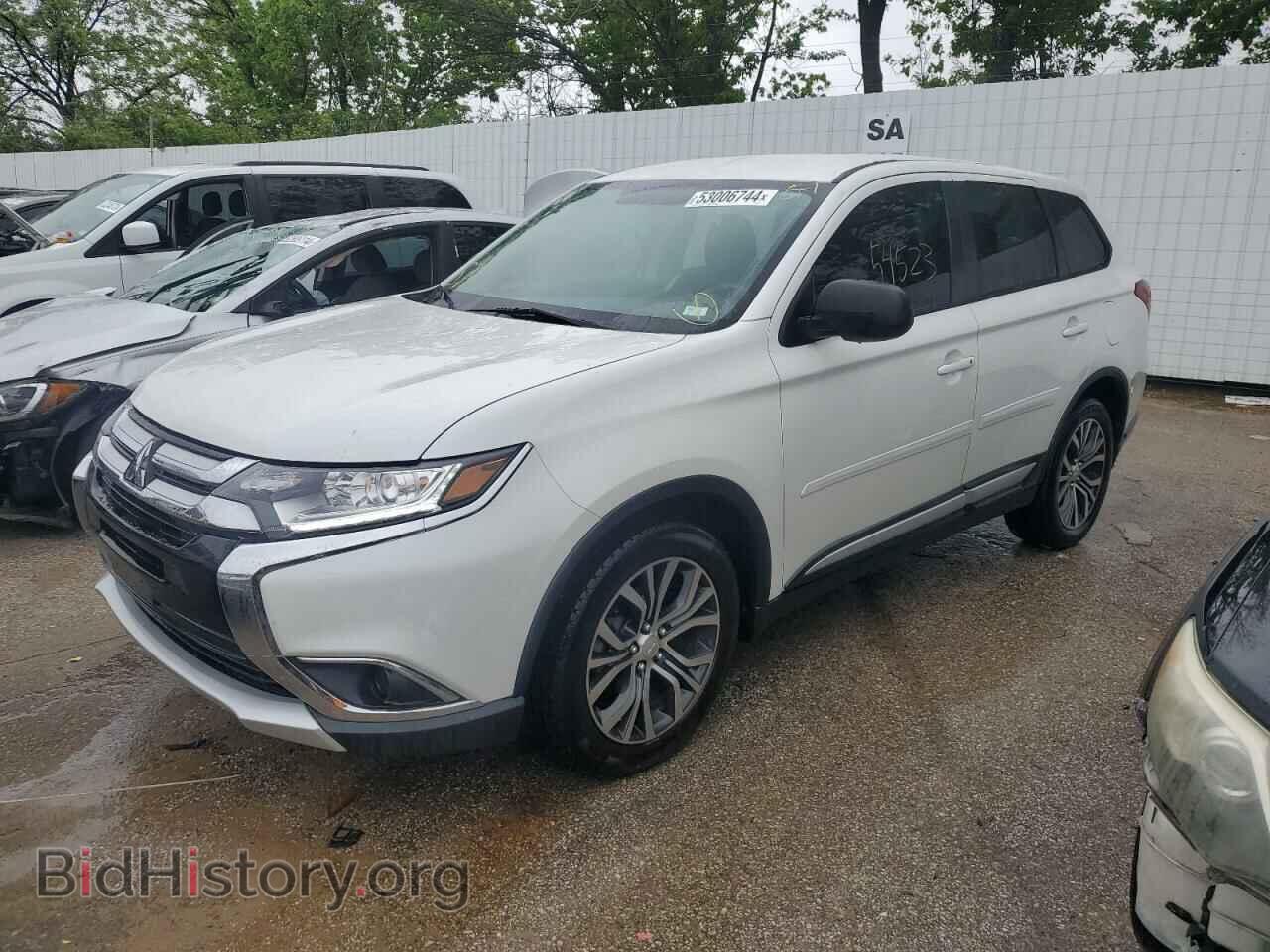Фотография JA4AD2A37HZ070156 - MITSUBISHI OUTLANDER 2017