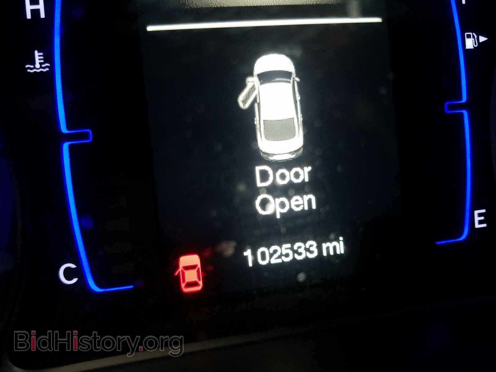 2015 CHRYSLER 200 - VIN: 1C3CCCAB1FN560079 - Photo 8