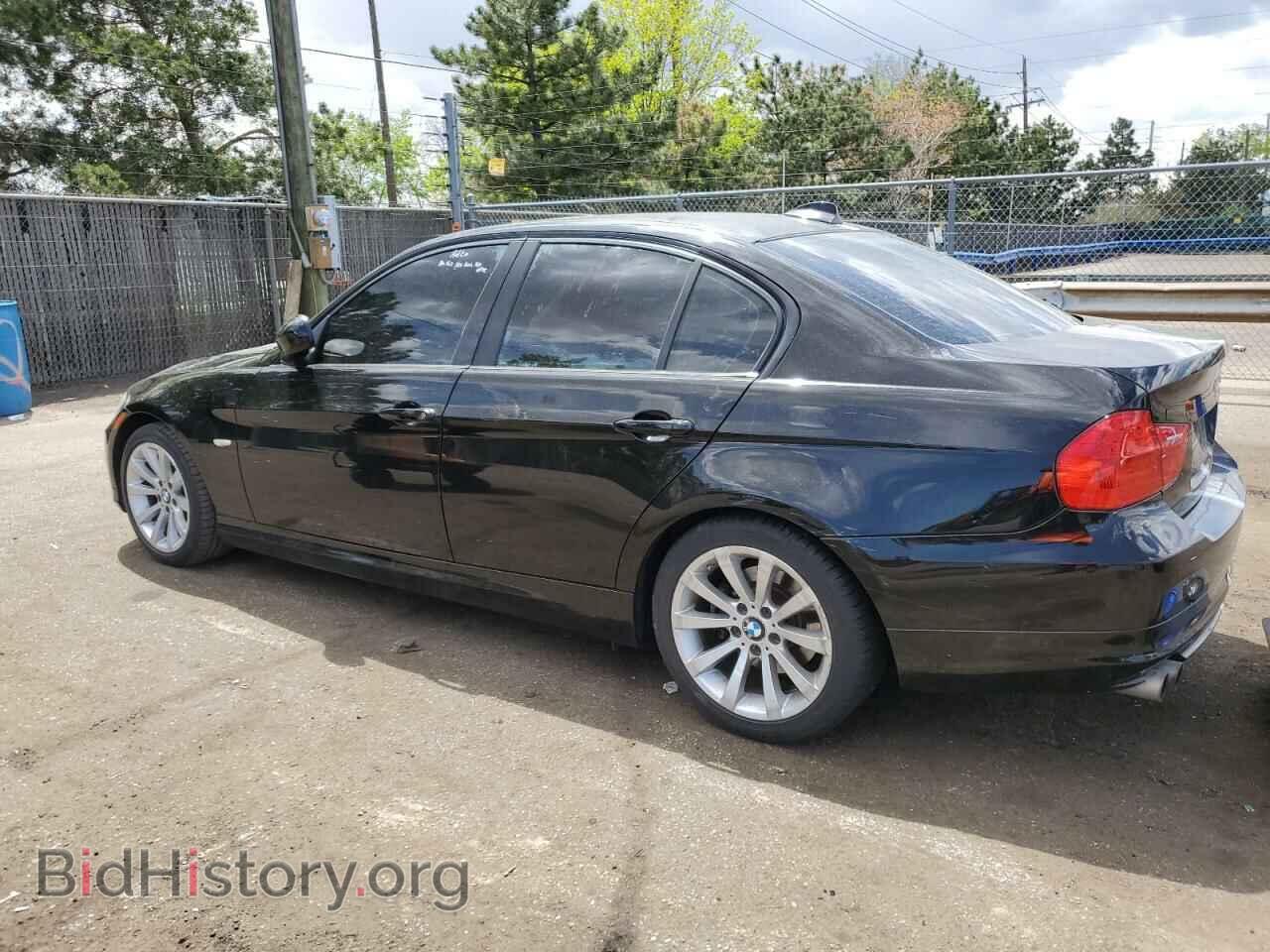 2011 BMW 3 SERIES - VIN: WBAPH7G53BNM54943 - Фото 2