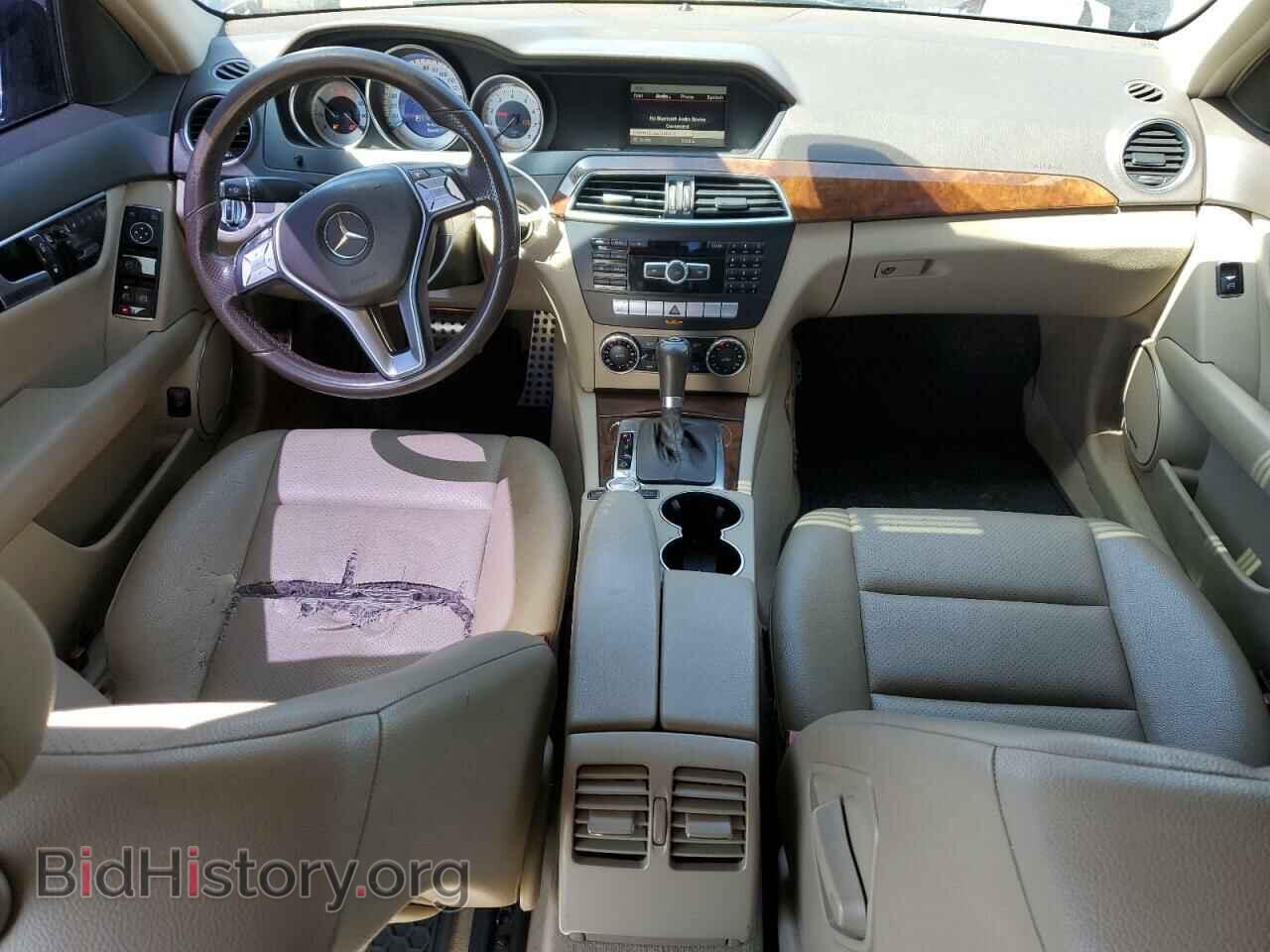 2013 MERCEDES-BENZ C-CLASS - VIN: WDDGF4HB4DA803605 - Фото 8