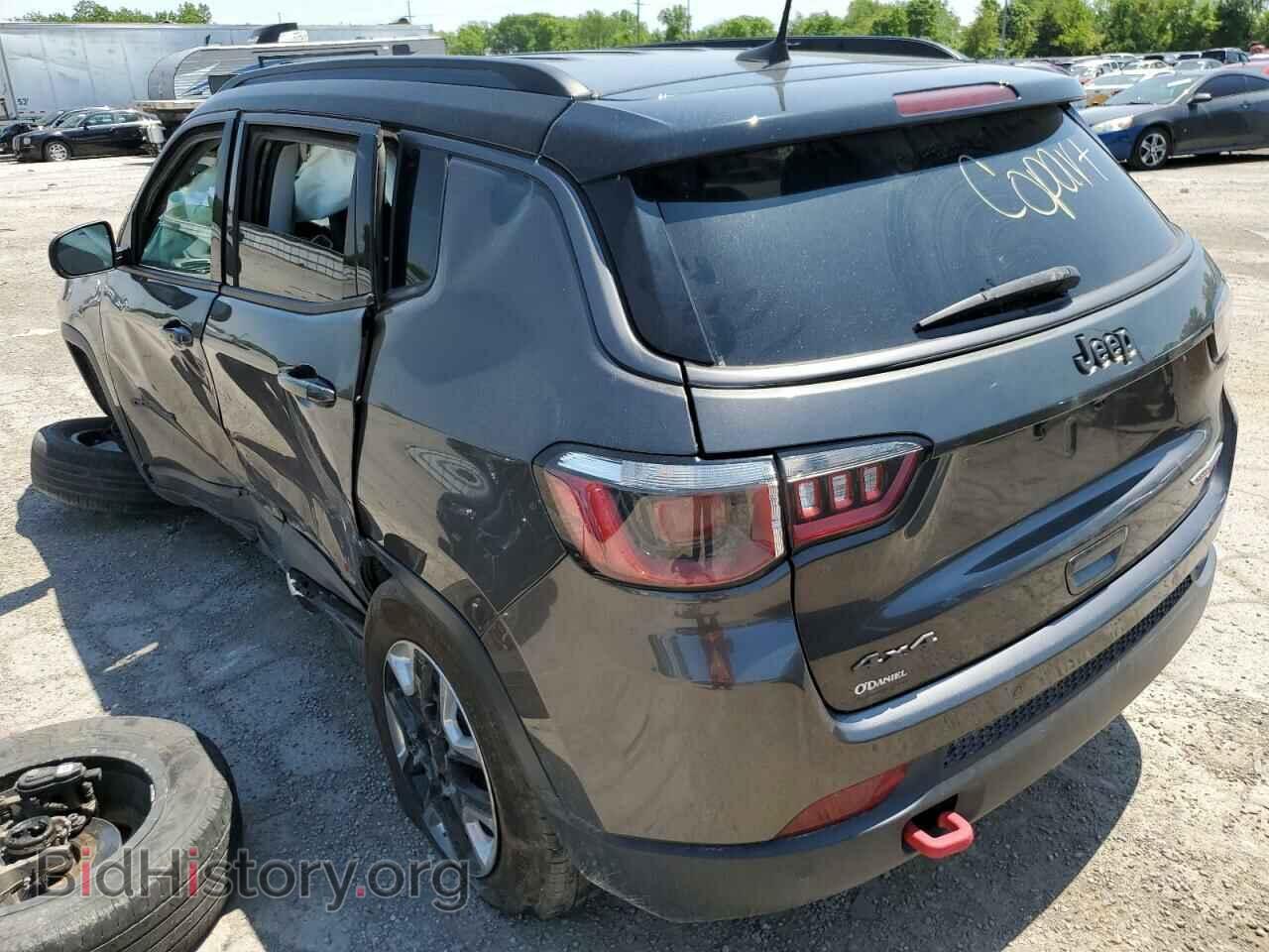 2018 JEEP COMPASS - VIN: 3C4NJDDB3JT328989 - Photo 2