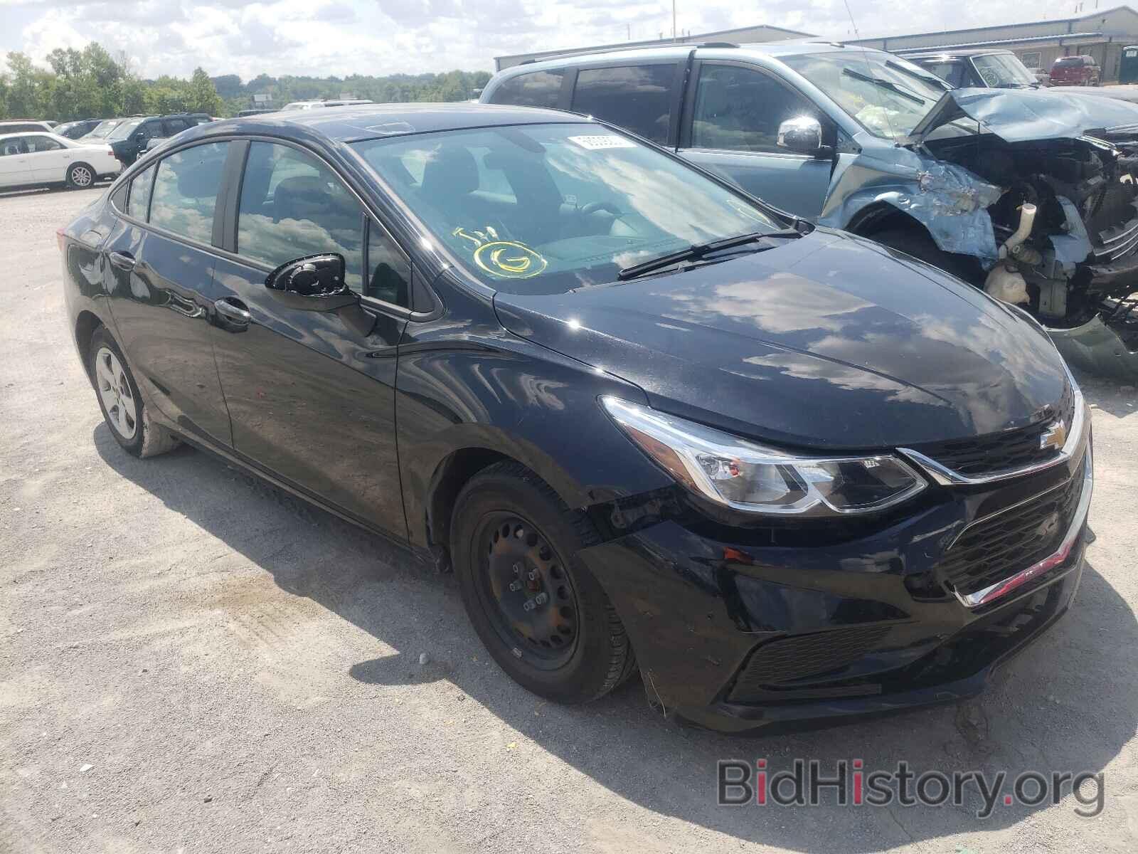 Photo 1G1BC5SM7H7109824 - CHEVROLET CRUZE 2017