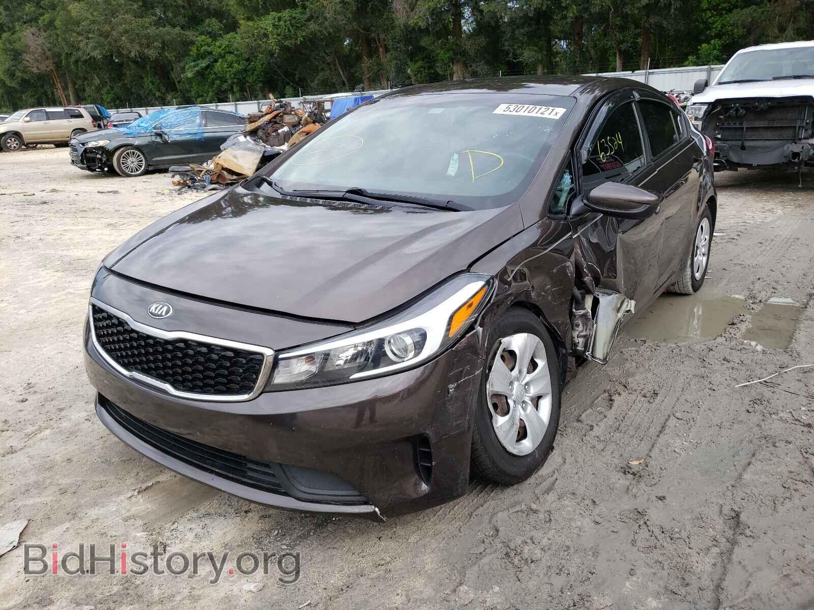 2017 KIA FORTE - VIN: 3KPFL4A77HE014775 - Photo 2