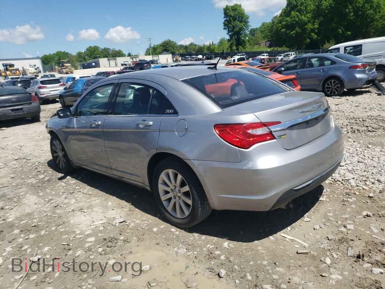 2014 CHRYSLER 200 - VIN: 1C3CCBBG3EN106984 - Фото 2