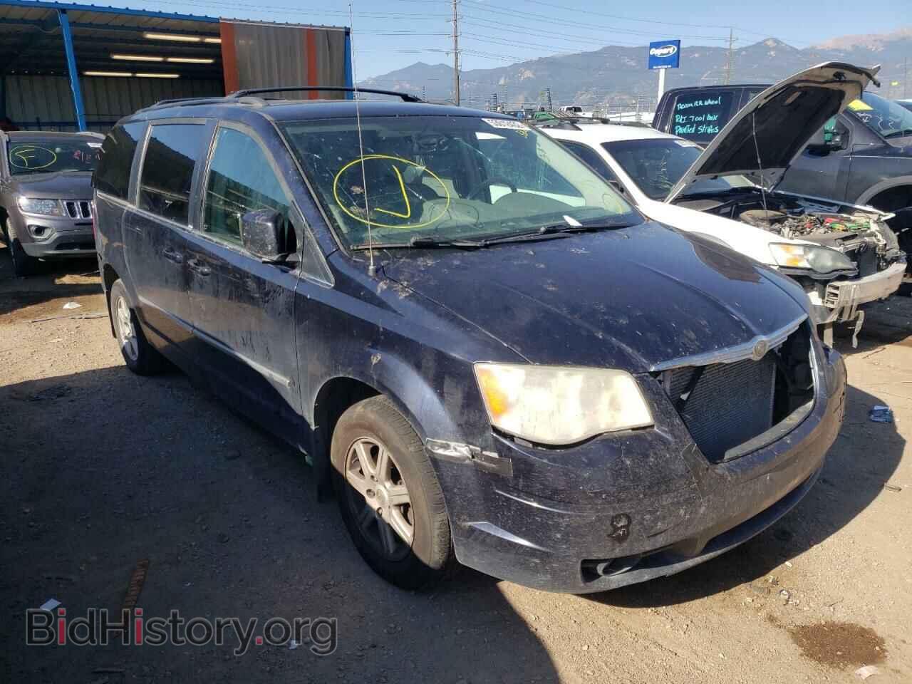 Photo 2A4RR5D10AR199954 - CHRYSLER MINIVAN 2010