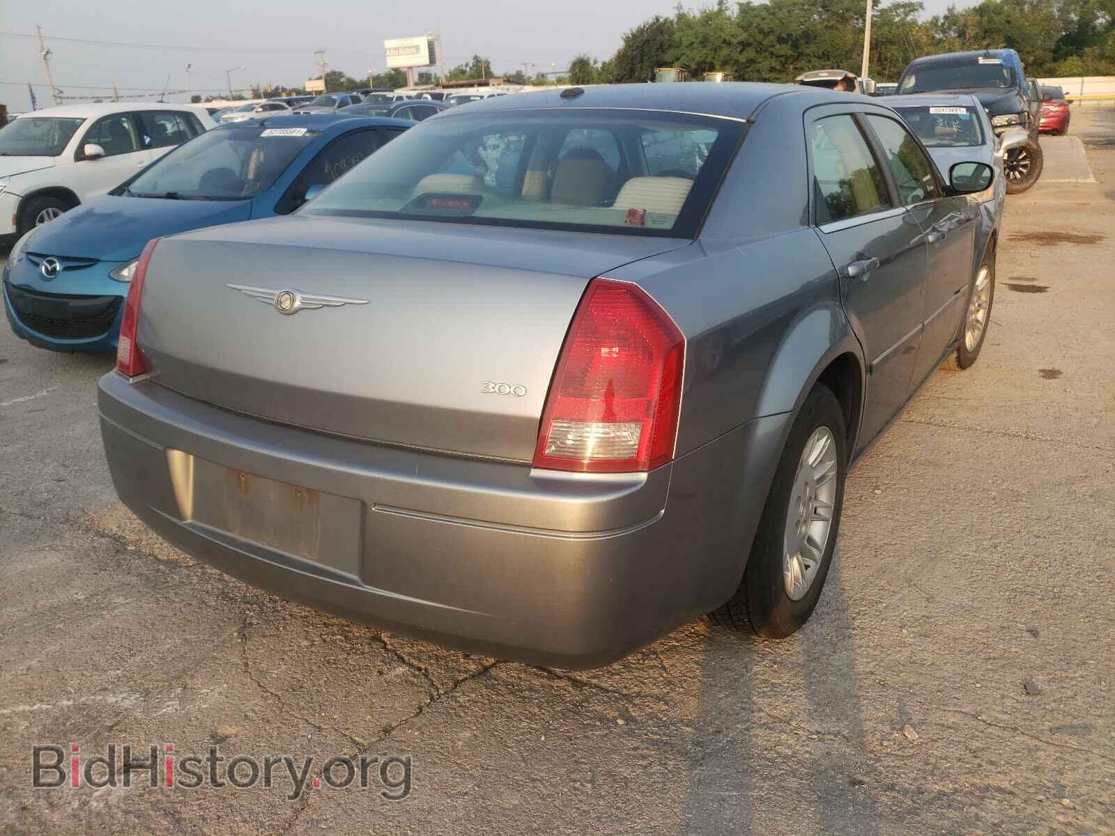 2007 CHRYSLER 300 - VIN: 2C3KA43RX7H673475 - Фото 4
