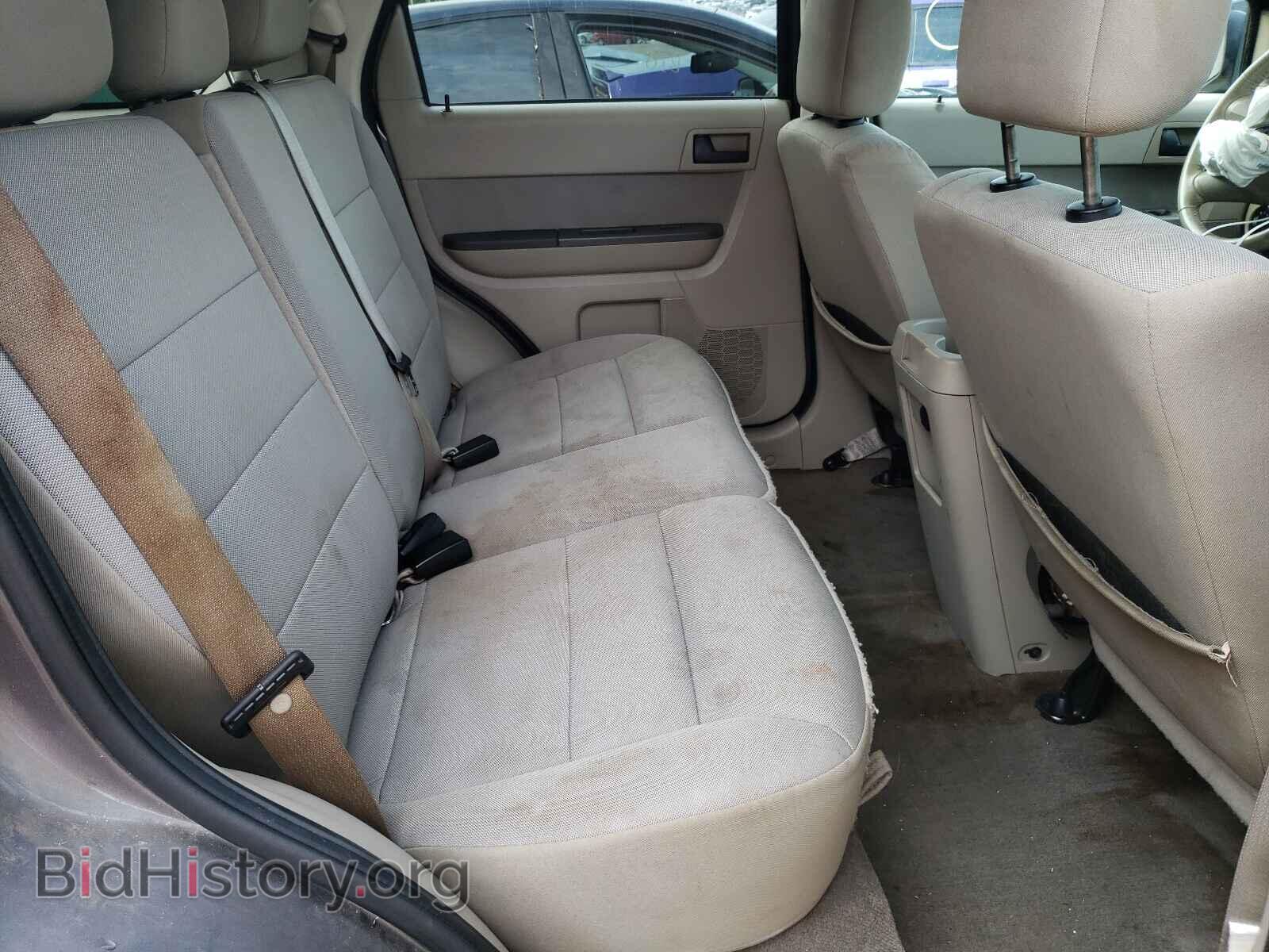 2011 FORD ESCAPE - VIN: 1FMCU0D74BKC30362 - Фото 6