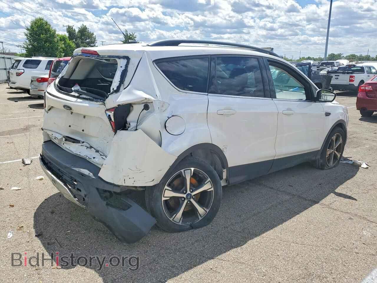 2017 FORD ESCAPE - VIN: 1FMCU9GDXHUE31346 - Фото 3