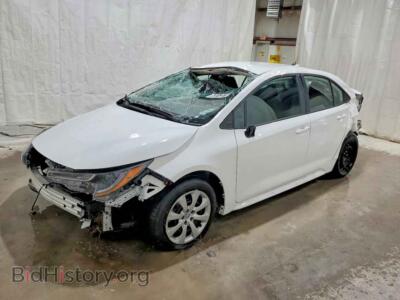 2025 Toyota COROLLA LE, белый — VIN 5YFB4MDE0SP321135, Copart