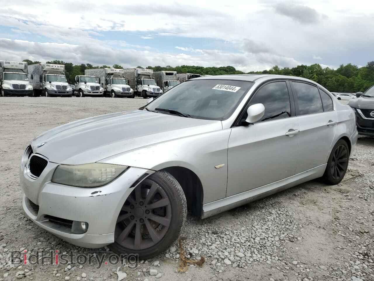 Photo WBAPH7G50BNN06688 - BMW 3 SERIES 2011