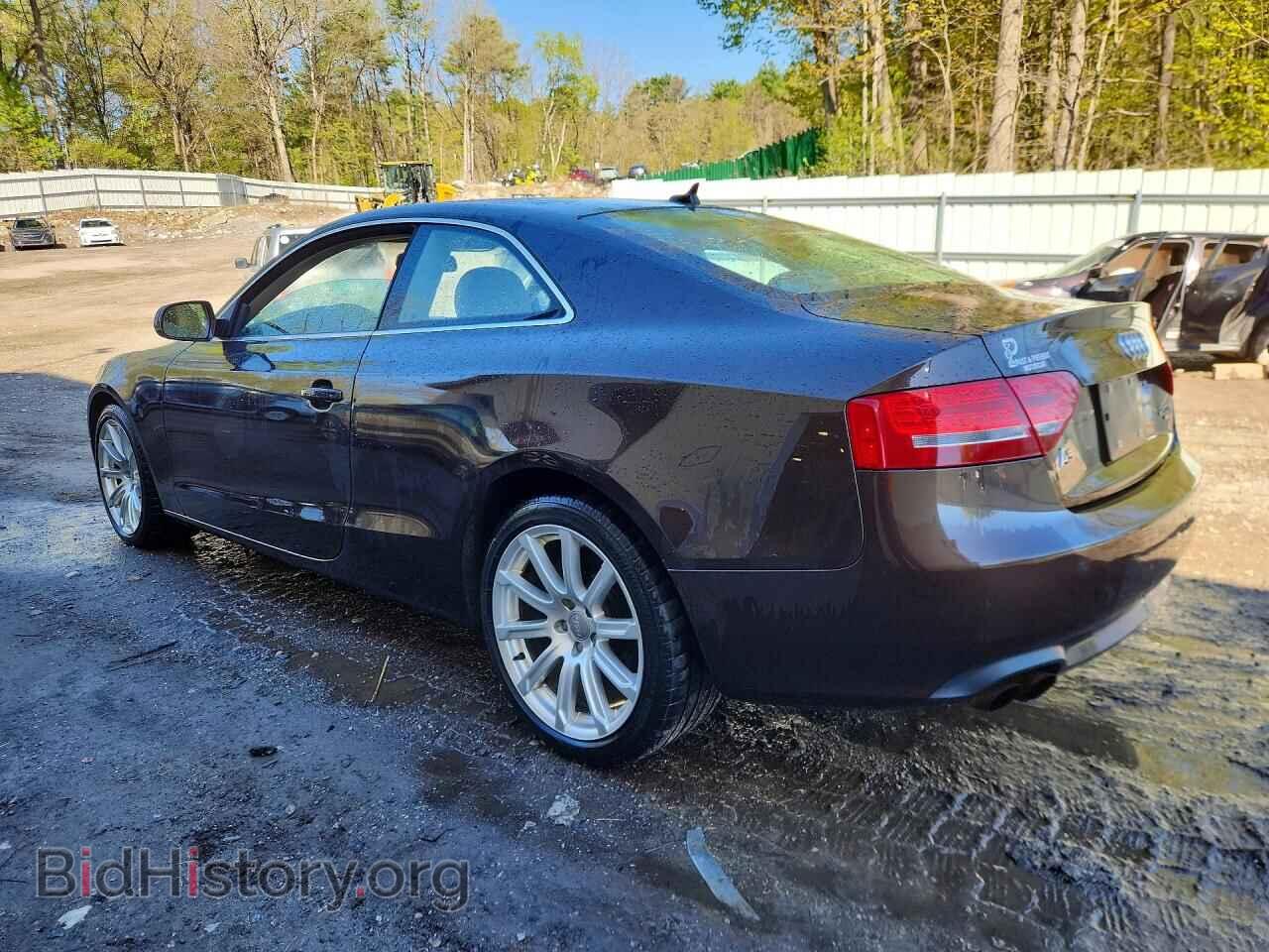 2011 AUDI A5 - VIN: WAURFAFR4BA028931 - Фото 2