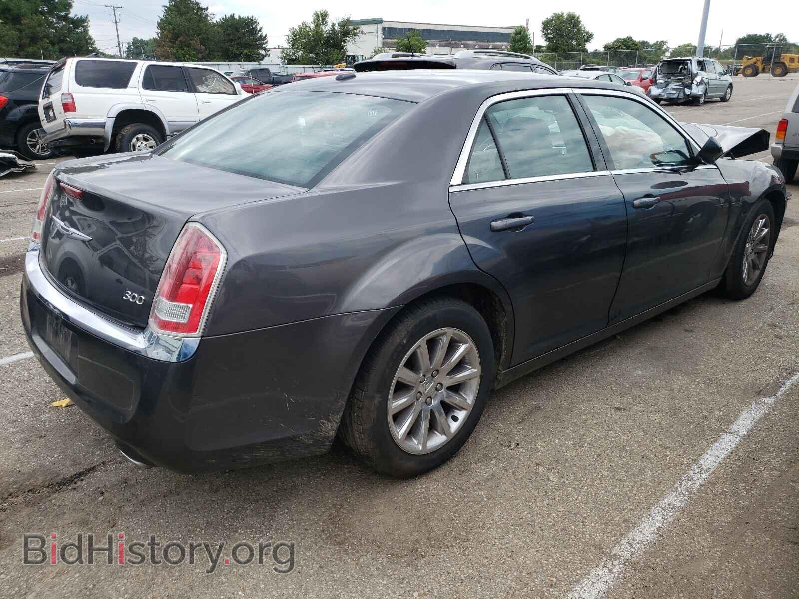 2013 CHRYSLER 300 - VIN: 2C3CCAAG0DH589028 - Фото 4