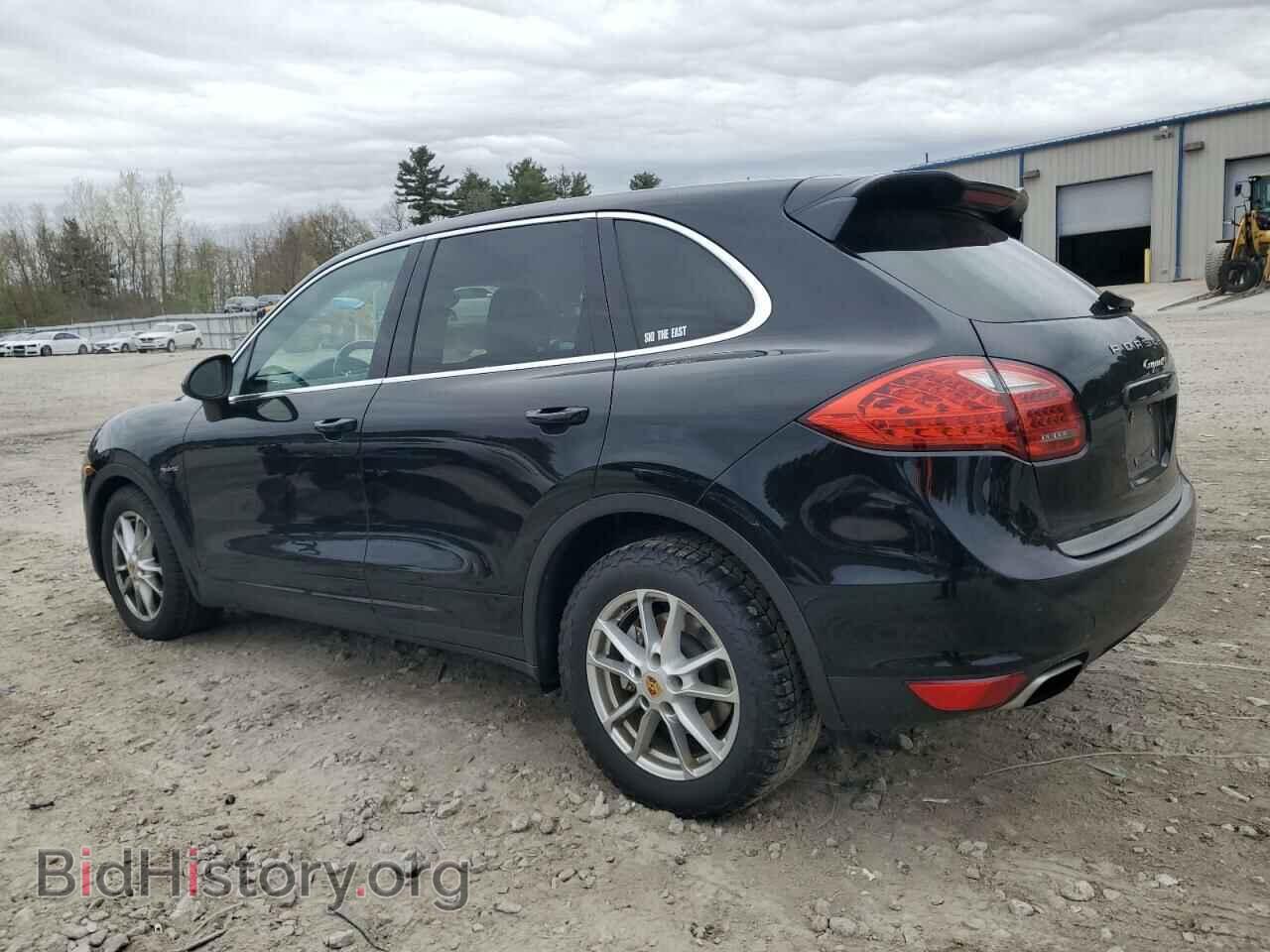 2011 PORSCHE CAYENNE - VIN: WP1AE2A24BLA92036 - Фото 2