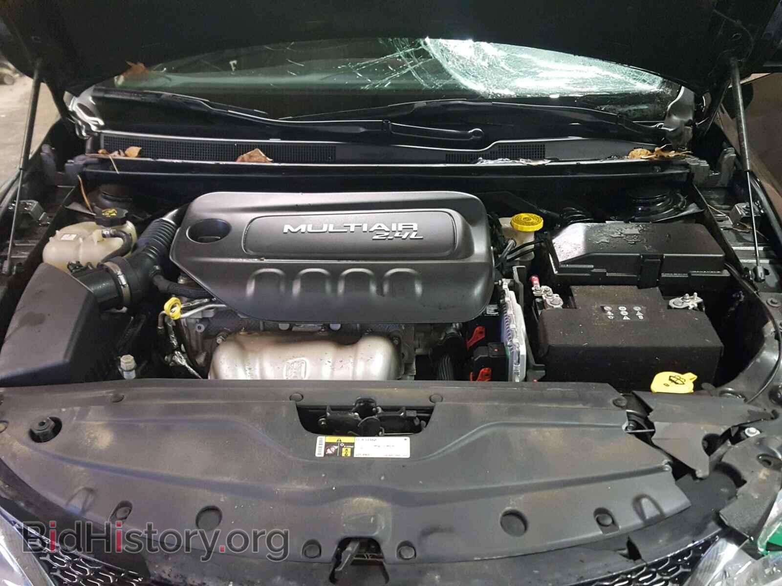 2016 CHRYSLER 200 - VIN: 1C3CCCAB6GN116147 - Фото 7