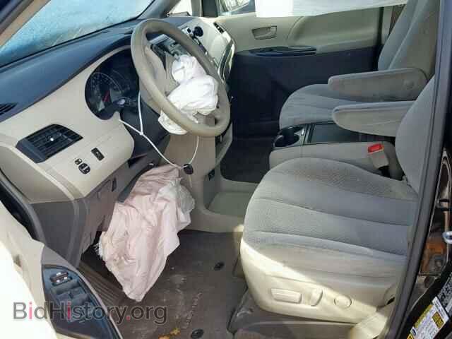 2013 TOYOTA SIENNA LE - VIN: 5TDKK3DC8DS310098 - Фото 5