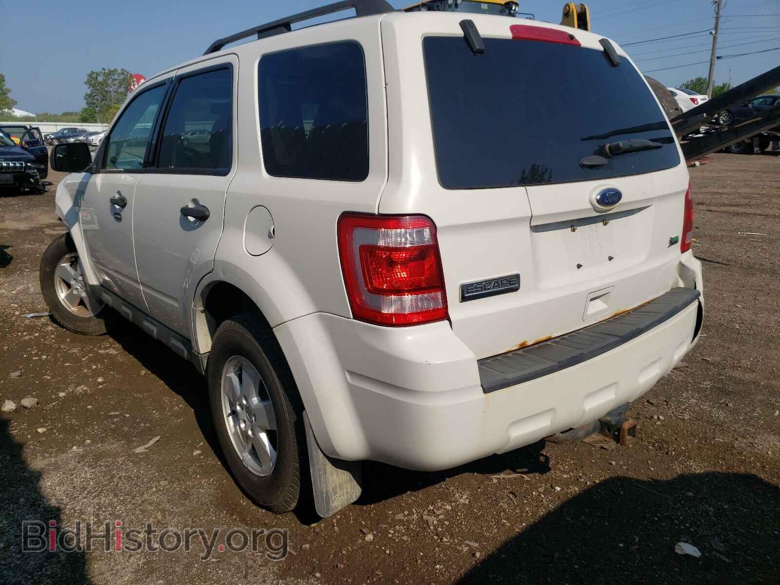 2011 FORD ESCAPE - VIN: 1FMCU9DG0BKC61371 - Фото 3