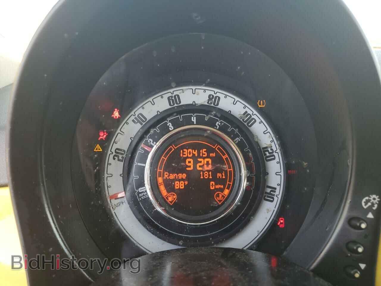 2013 FIAT 500 - VIN: 3C3CFFARXDT652018 - Фото 9