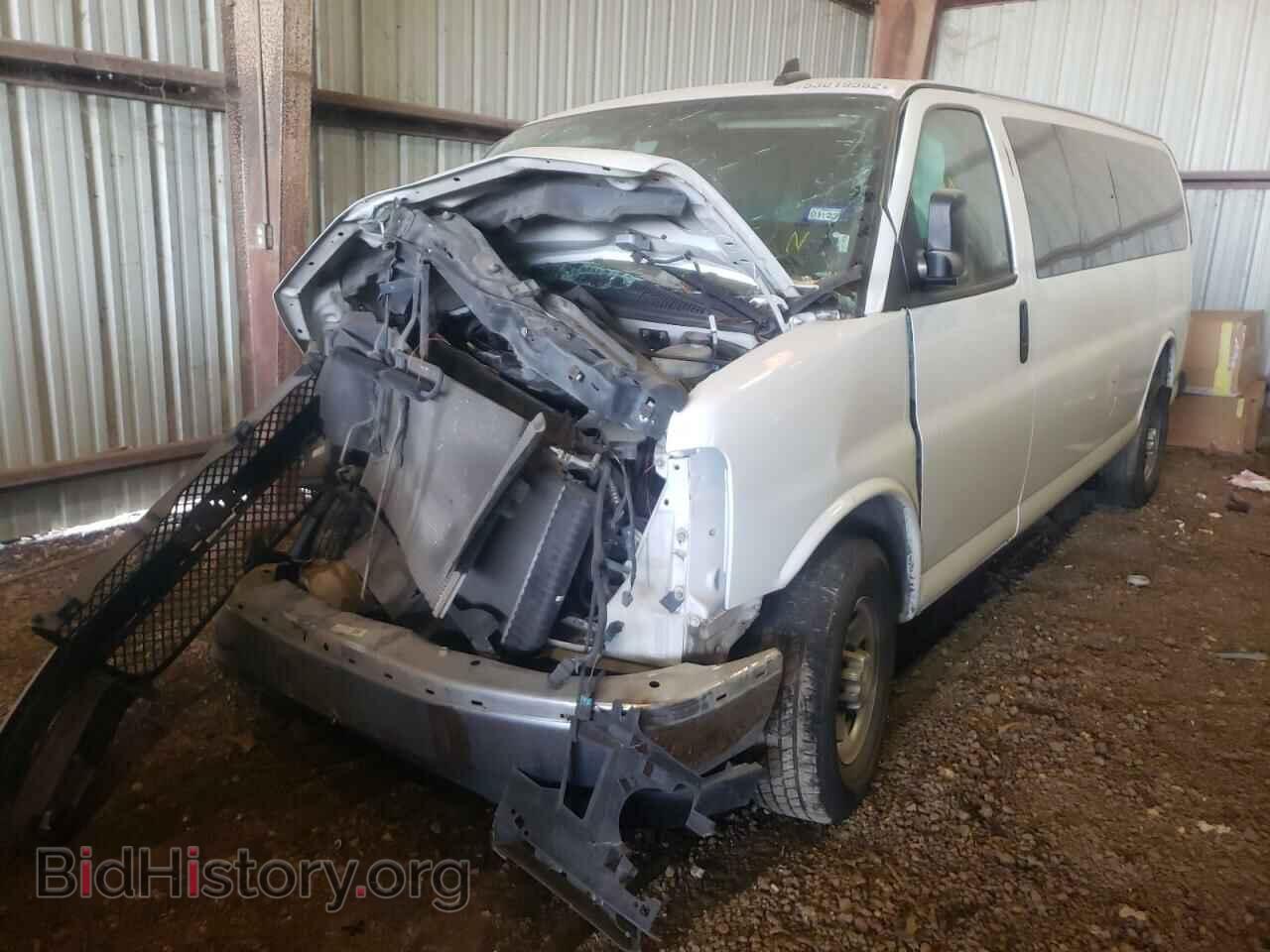 2017 CHEVROLET EXPRESS - VIN: 1GAZGPFG5H1137773 - Фото 2