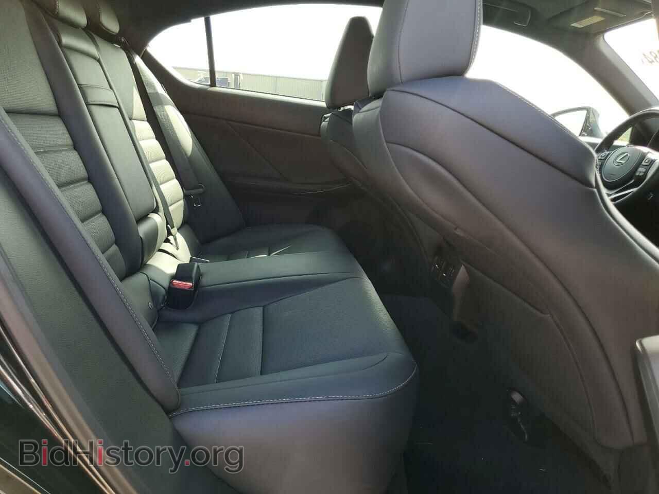 2021 LEXUS IS - VIN: JTHGZ1B29M5039718 - Фото 10