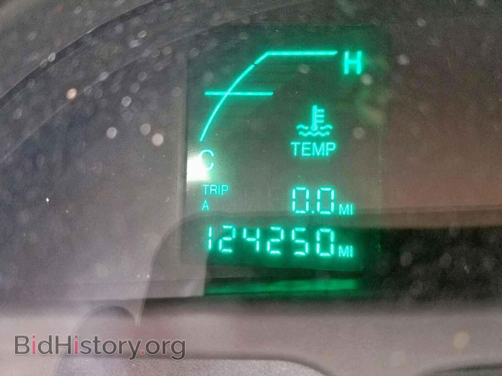 2005 CADILLAC DEVILLE - VIN: 1G6KD54Y05U193490 - Photo 8