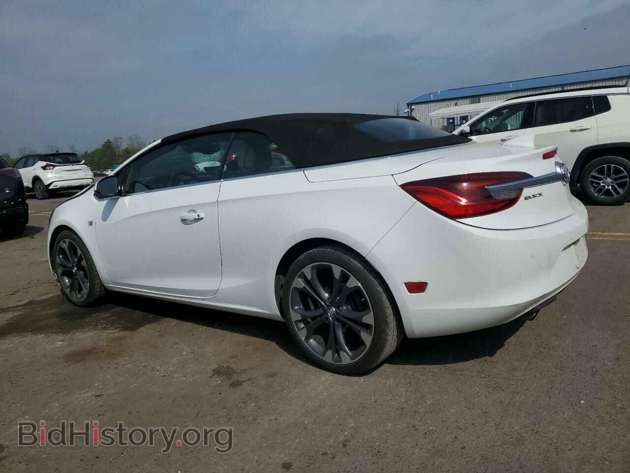 2016 BUICK CASCADA - VIN: W04WT3N58GG061096 - Photo 2