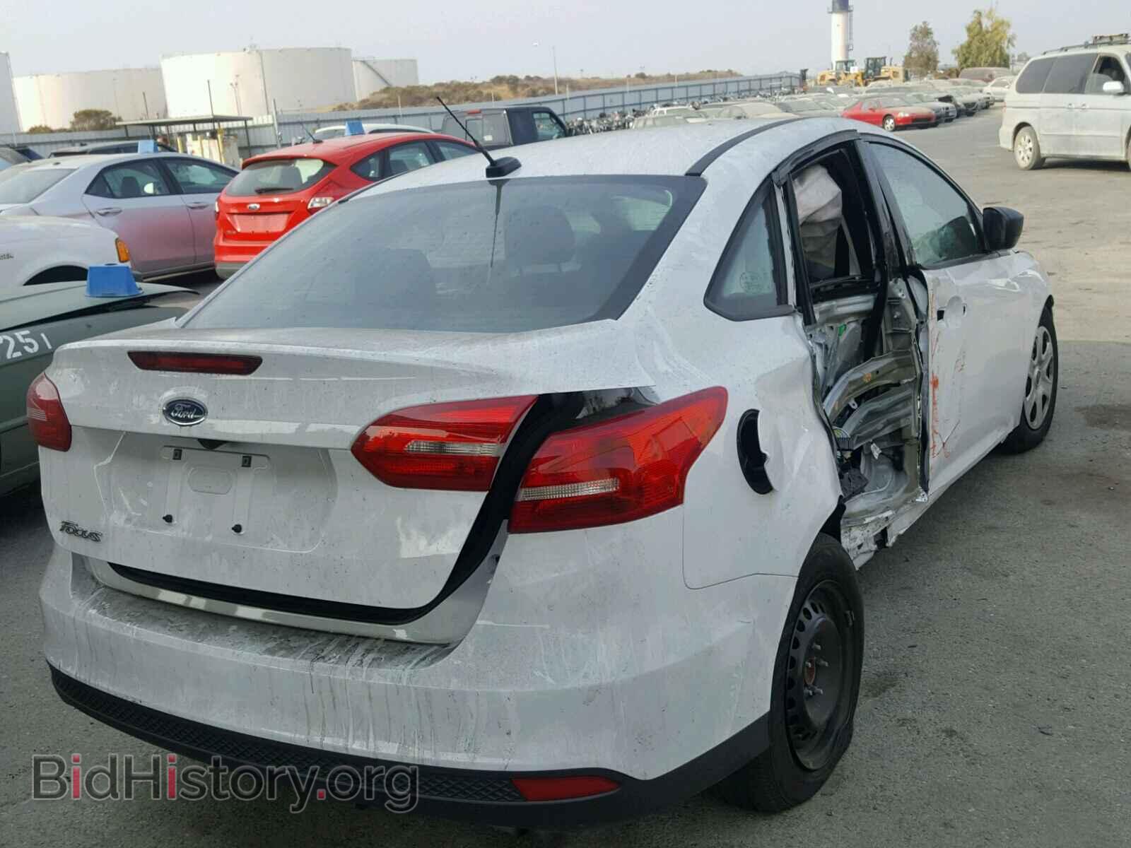 2017 FORD FOCUS - VIN: 1FADP3E23HL279193 - Photo 4