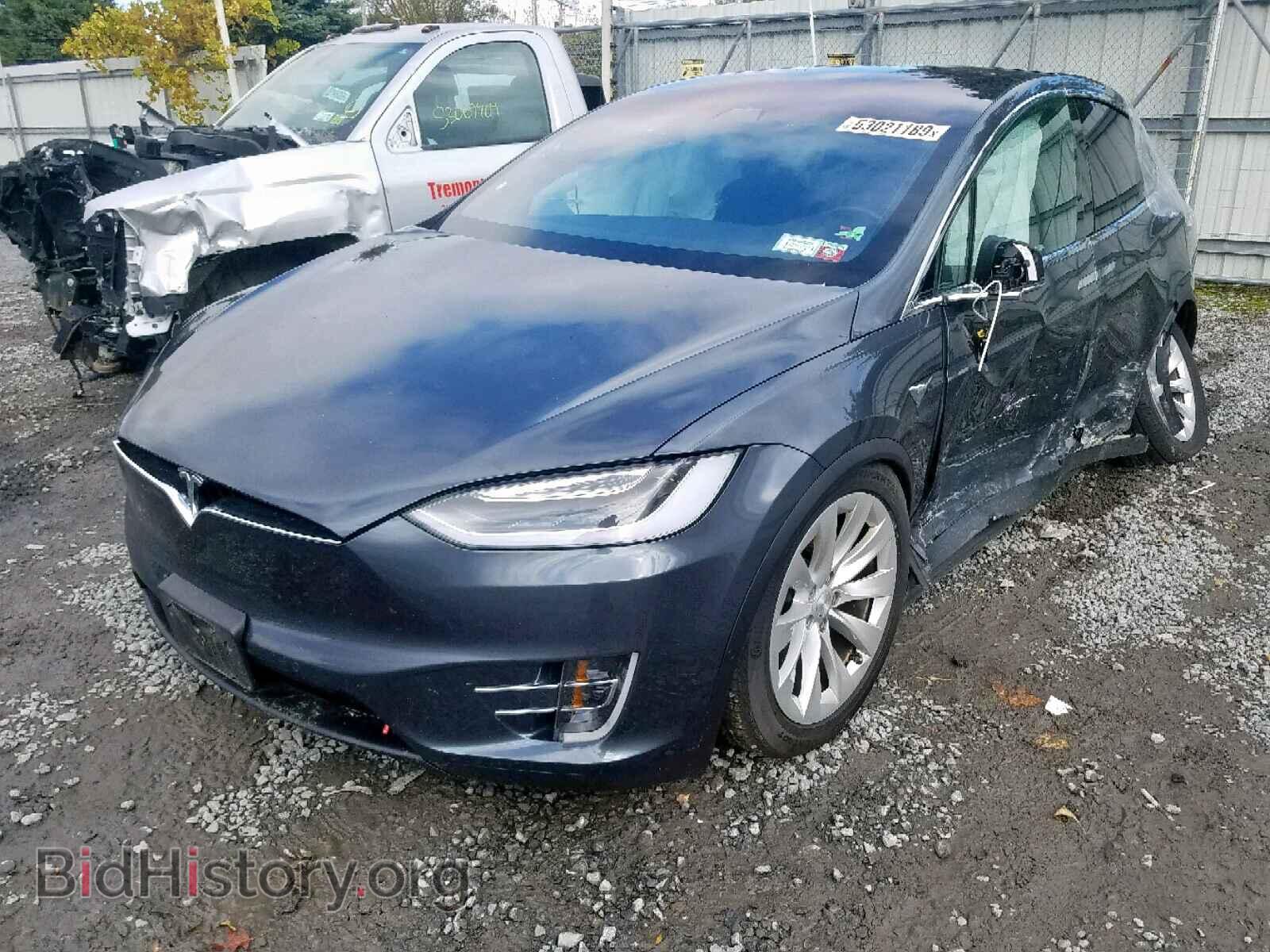 2016 TESLA MODEL X - VIN: 5YJXCBE24GF030299 - Photo 2