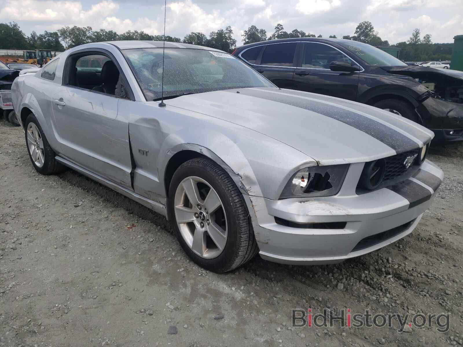 Photo 1ZVFT82H475196800 - FORD MUSTANG 2007