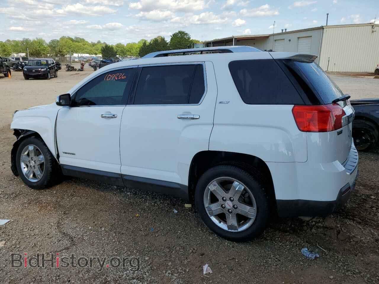 2011 GMC TERRAIN - VIN: 2CTALWEC8B6463147 - Photo 2