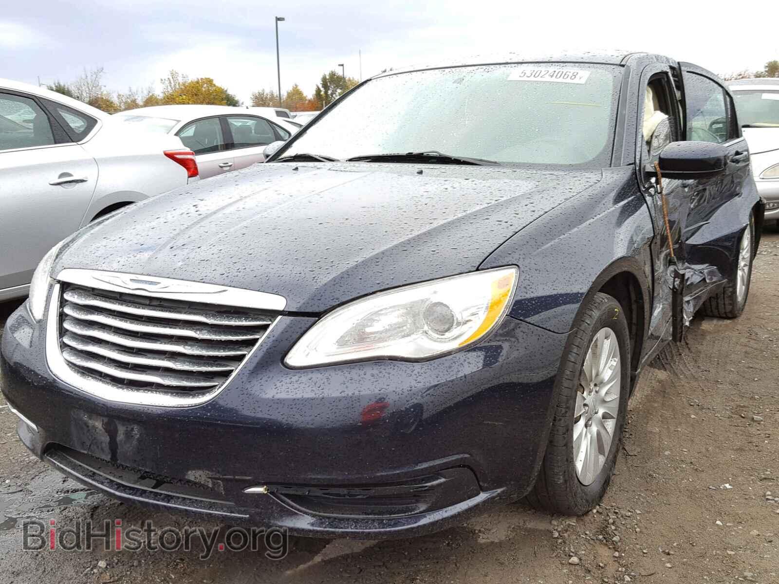 2012 CHRYSLER 200 - VIN: 1C3CCBAG3CN316550 - Фото 2