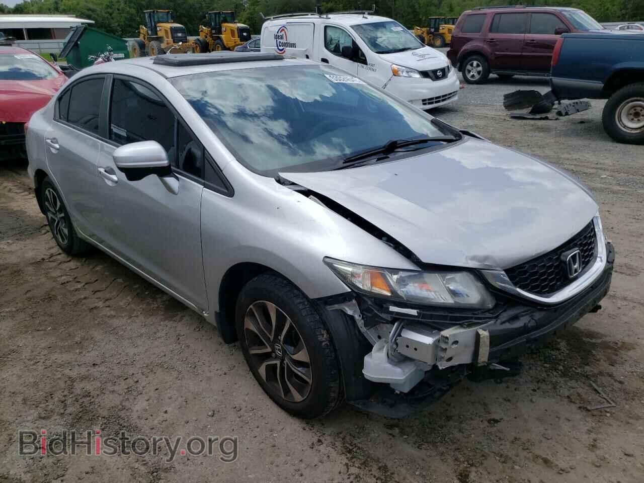 Фотография 19XFB2F83FE043535 - HONDA CIVIC 2015