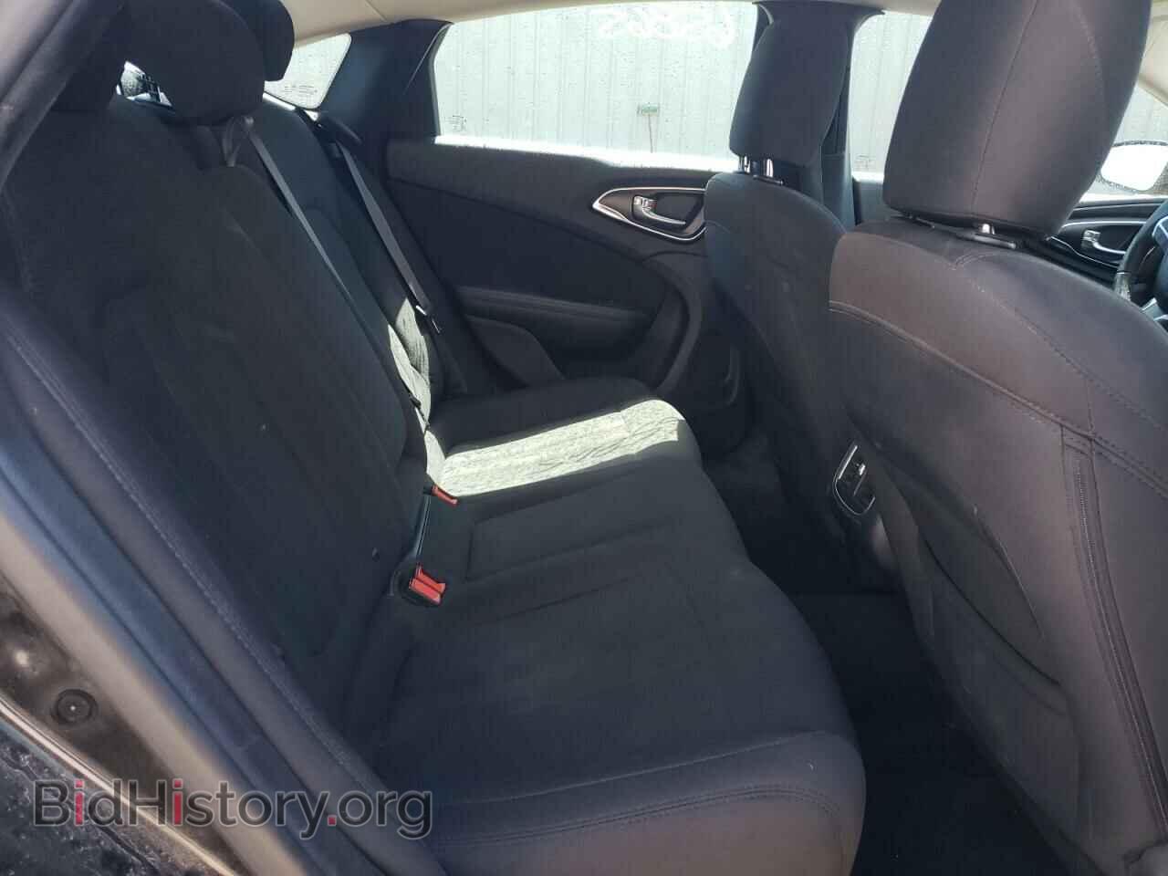 2016 CHRYSLER 200 - VIN: 1C3CCCAB3GN129129 - Фото 6